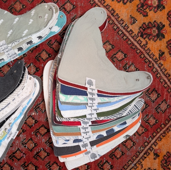 38 Baby Bandanas and Several Burp Cloths Bundle - Picture 4 of 5